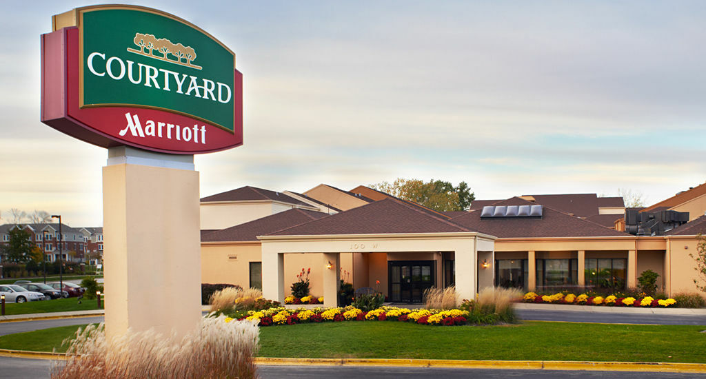 Courtyard Chicago Arlington Heights/South Hotel Buitenkant foto
